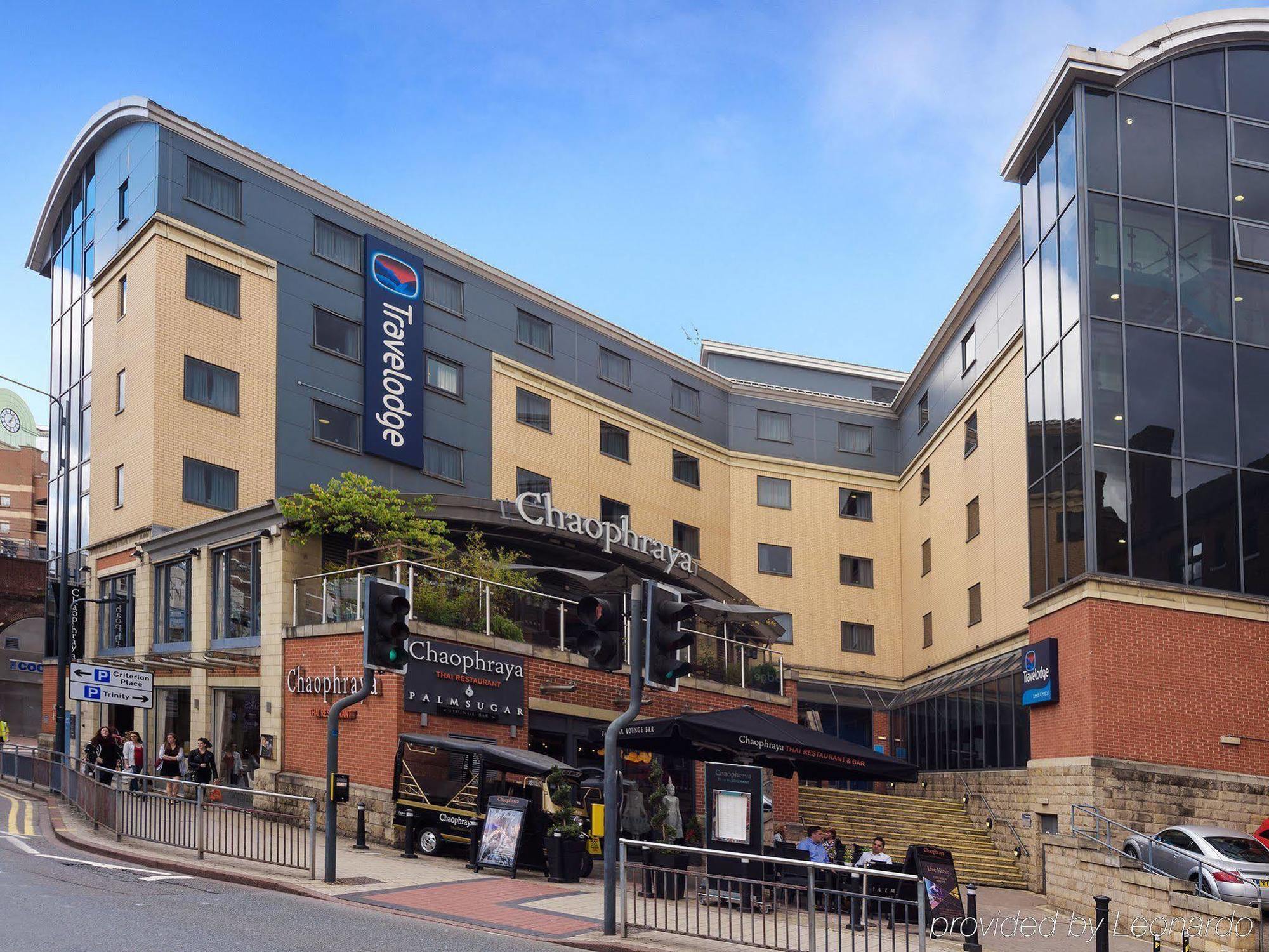 Travelodge Leeds Central Exterior photo
